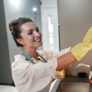 Professional deep cleaning service for home and commercial spaces
